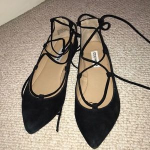 Steve Madden lace up flats